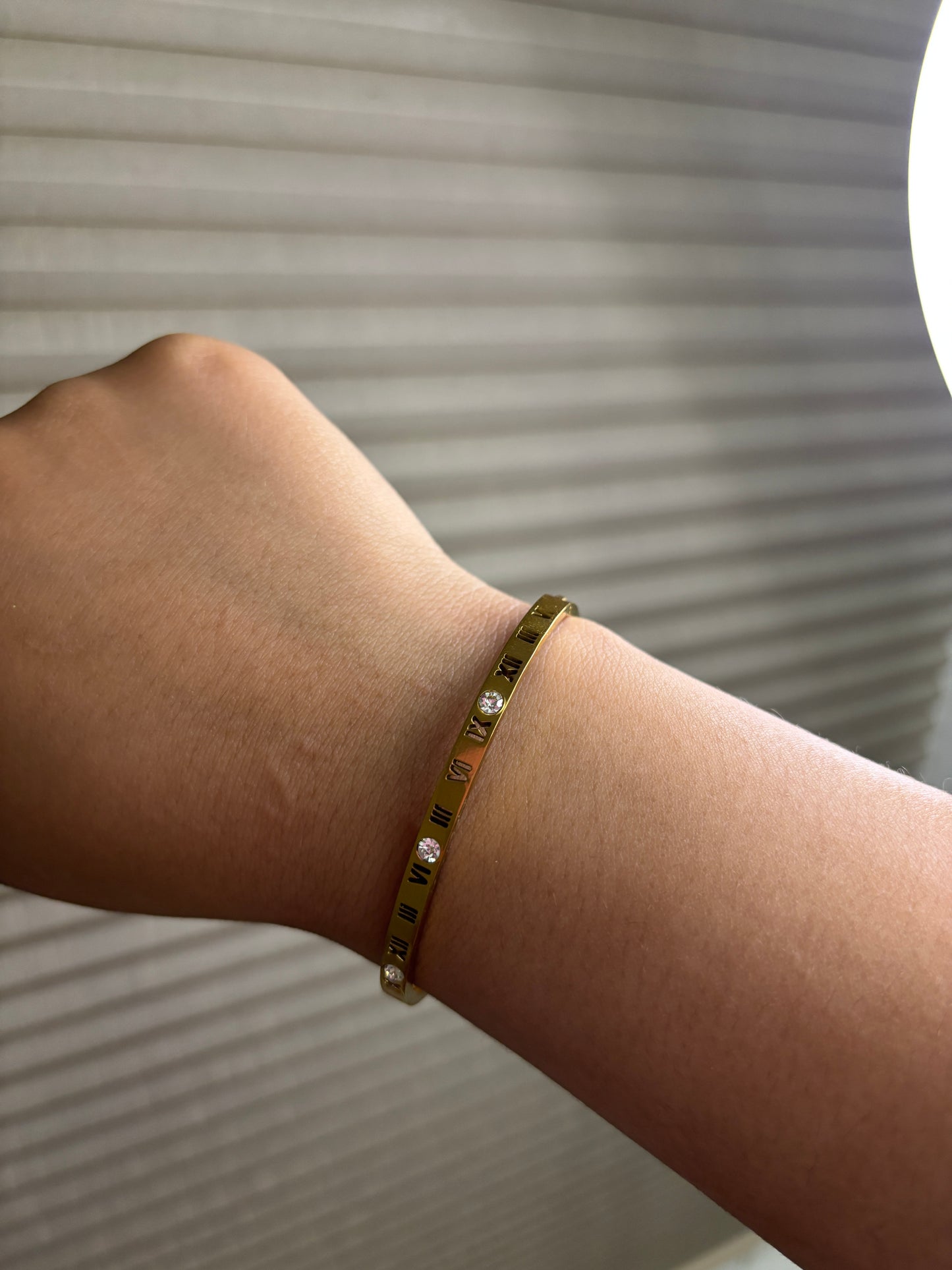 Gold bracelet
